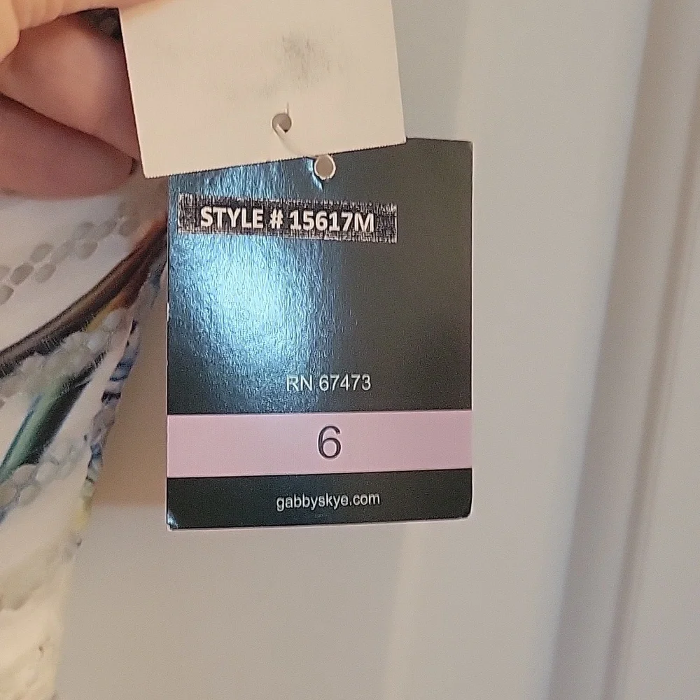 Gabby Skye ivory floral fit and flare tank dress 6 - Picture 5 of 16